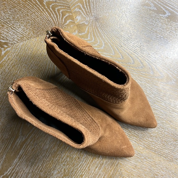 ADRIANNA PAPELL Brown Suede Leather Booties - Picture 4 of 9